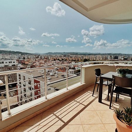 Cozy Rooftop Apartment - Your Home, Away From Home! Tirana Zewnętrze zdjęcie