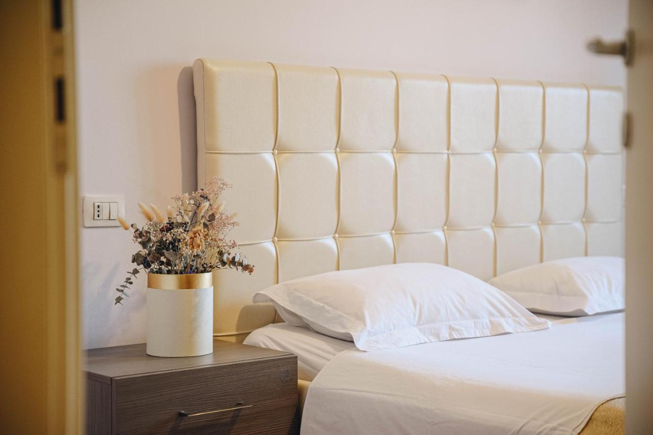 Cozy Rooftop Apartment - Your Home, Away From Home! Tirana Zewnętrze zdjęcie