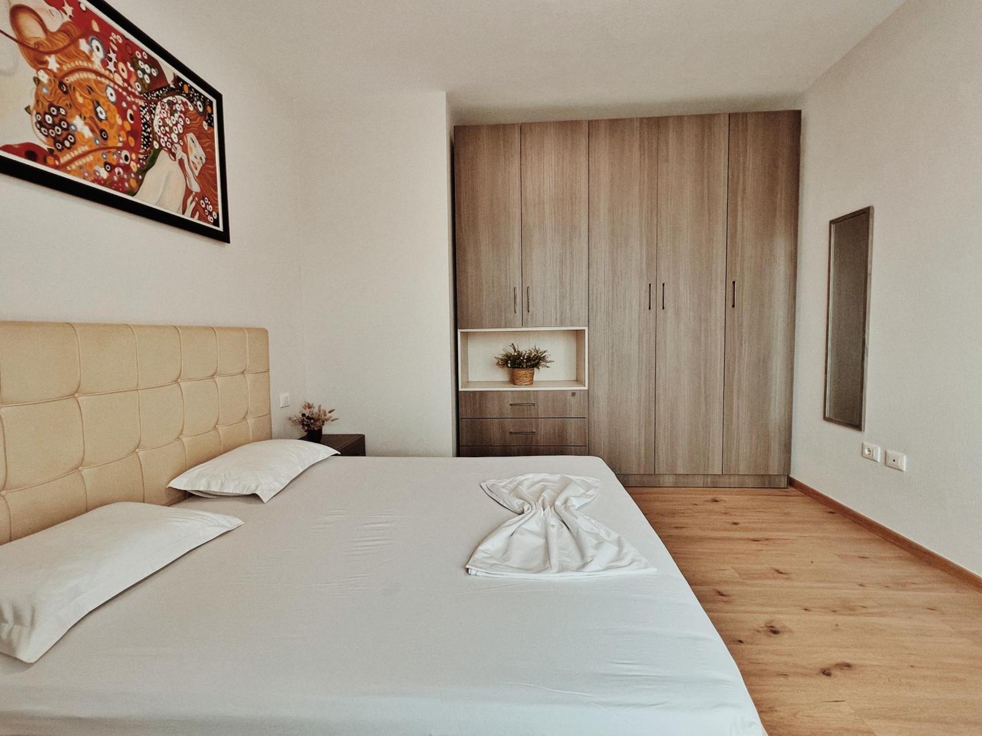 Cozy Rooftop Apartment - Your Home, Away From Home! Tirana Zewnętrze zdjęcie